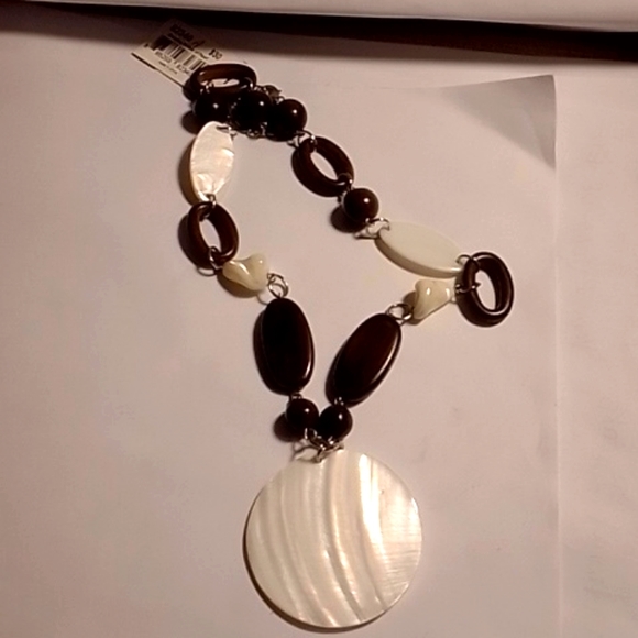 Cookie Lee Wood Mother of Pearl Set NWT - Picture 3 of 4